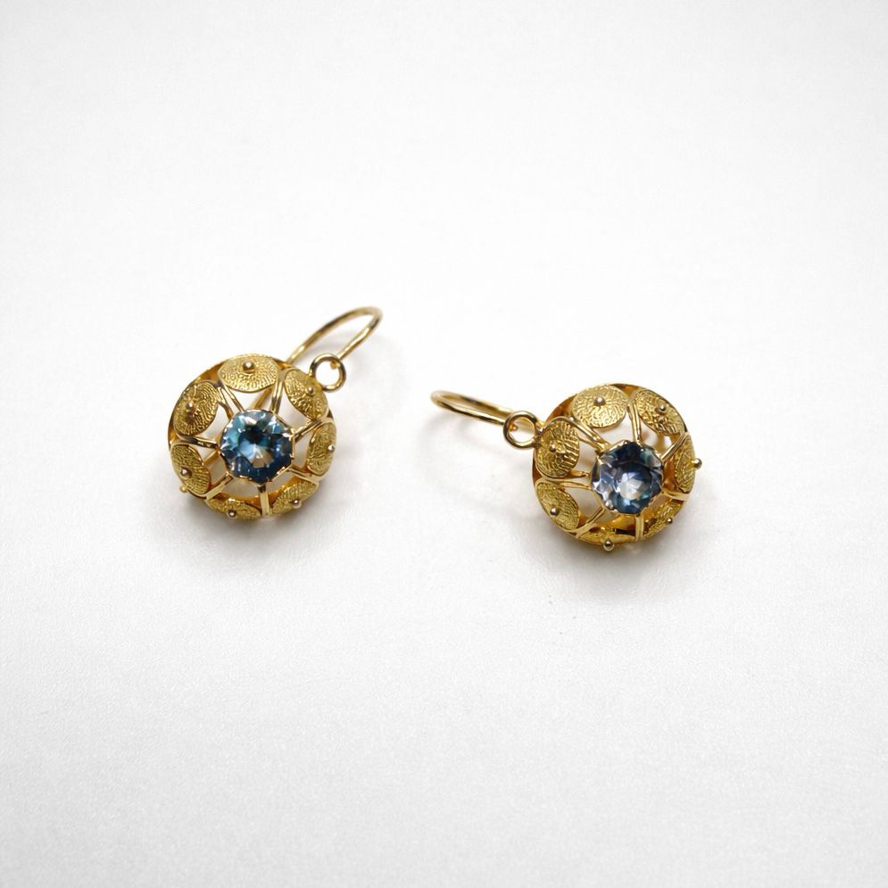 ARO DE FILIGRANA EN ORO 18K C/ AGUAMARINA