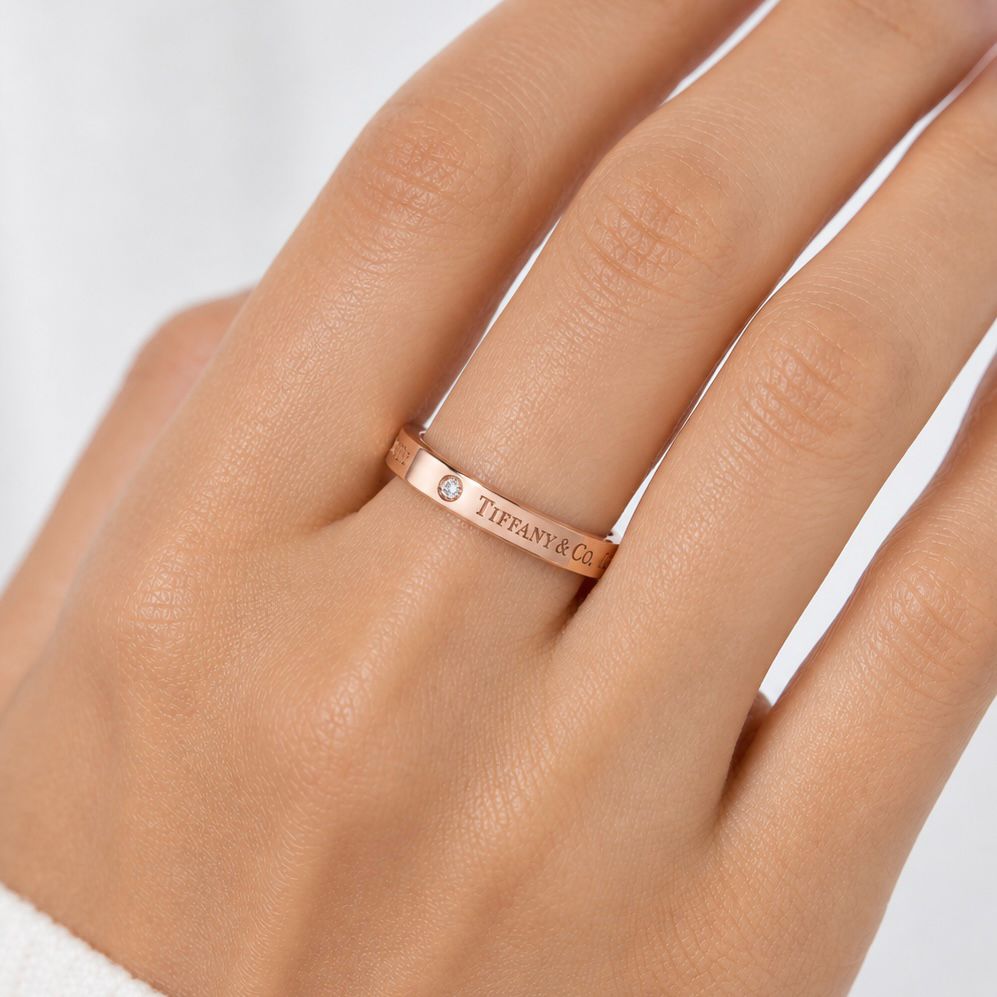 ANILLO TIFFANY & CO. BAND EN ORO ROSA 18K CON BRILLANTES