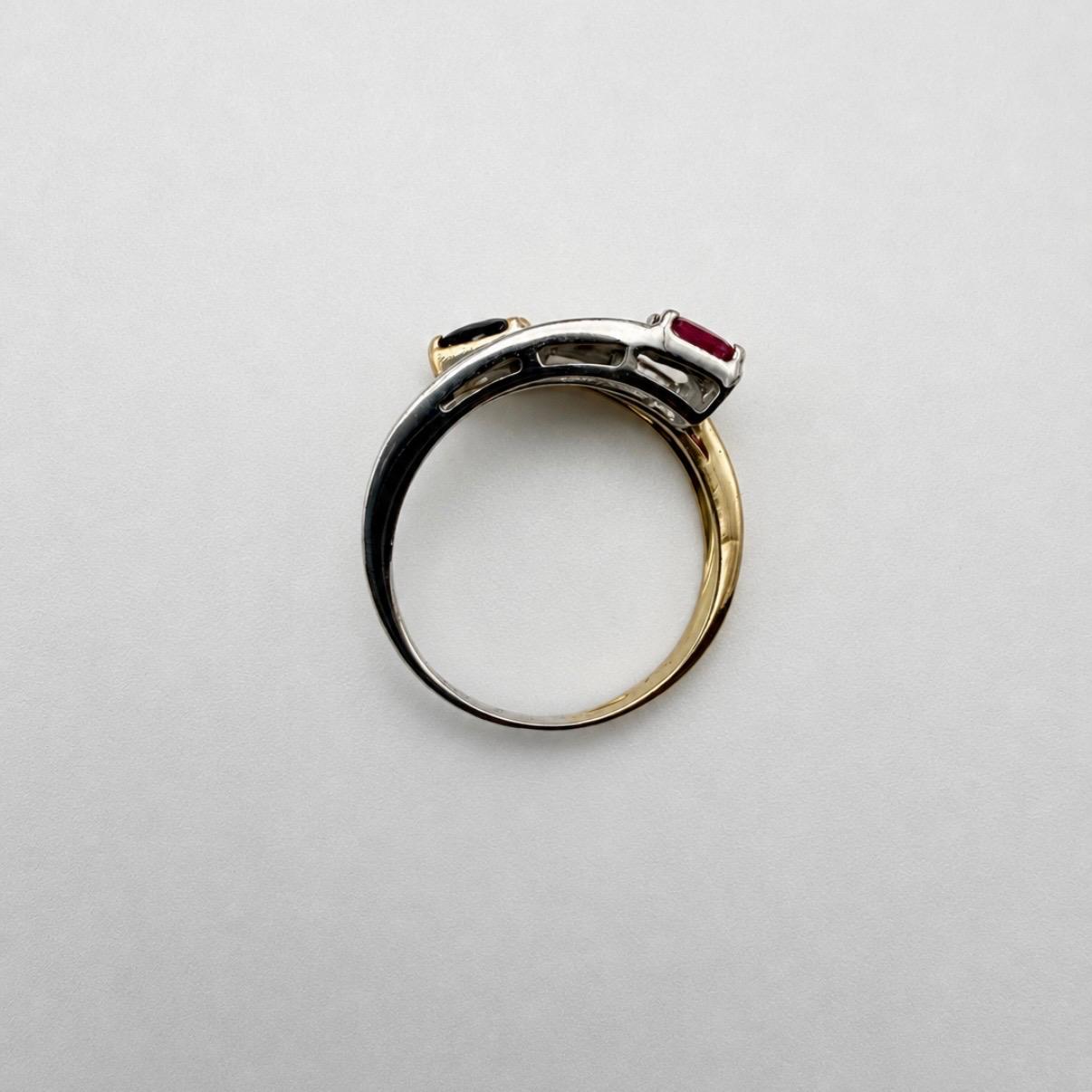 ANILLO BICOLOR ORO 18 KILATES CON PIEDRAS AZUL Y ROSADA