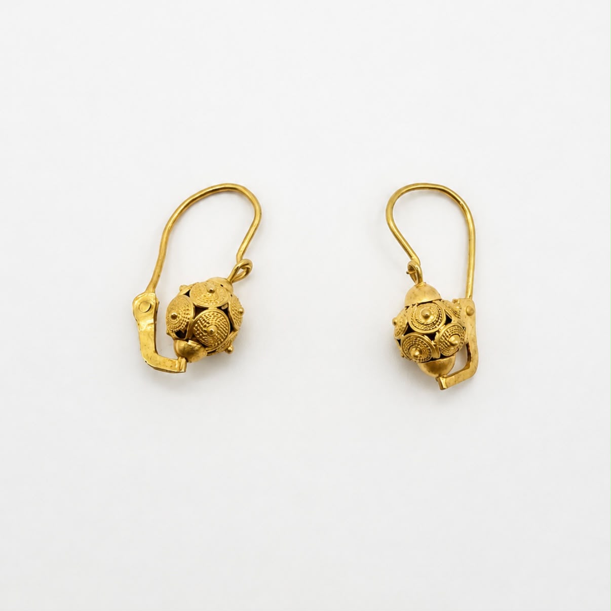 ARO CANTARITO DE FILIGRANA EN ORO 18K