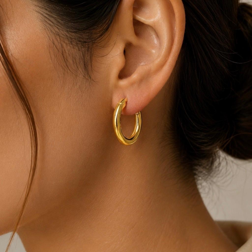 ARGOLLAS OVALADAS EN ORO 18K