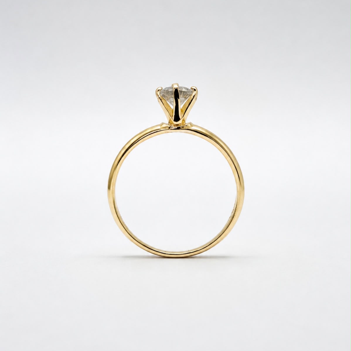 ANILLO SOLITARIO EN ORO 18K CON CIRCÓN