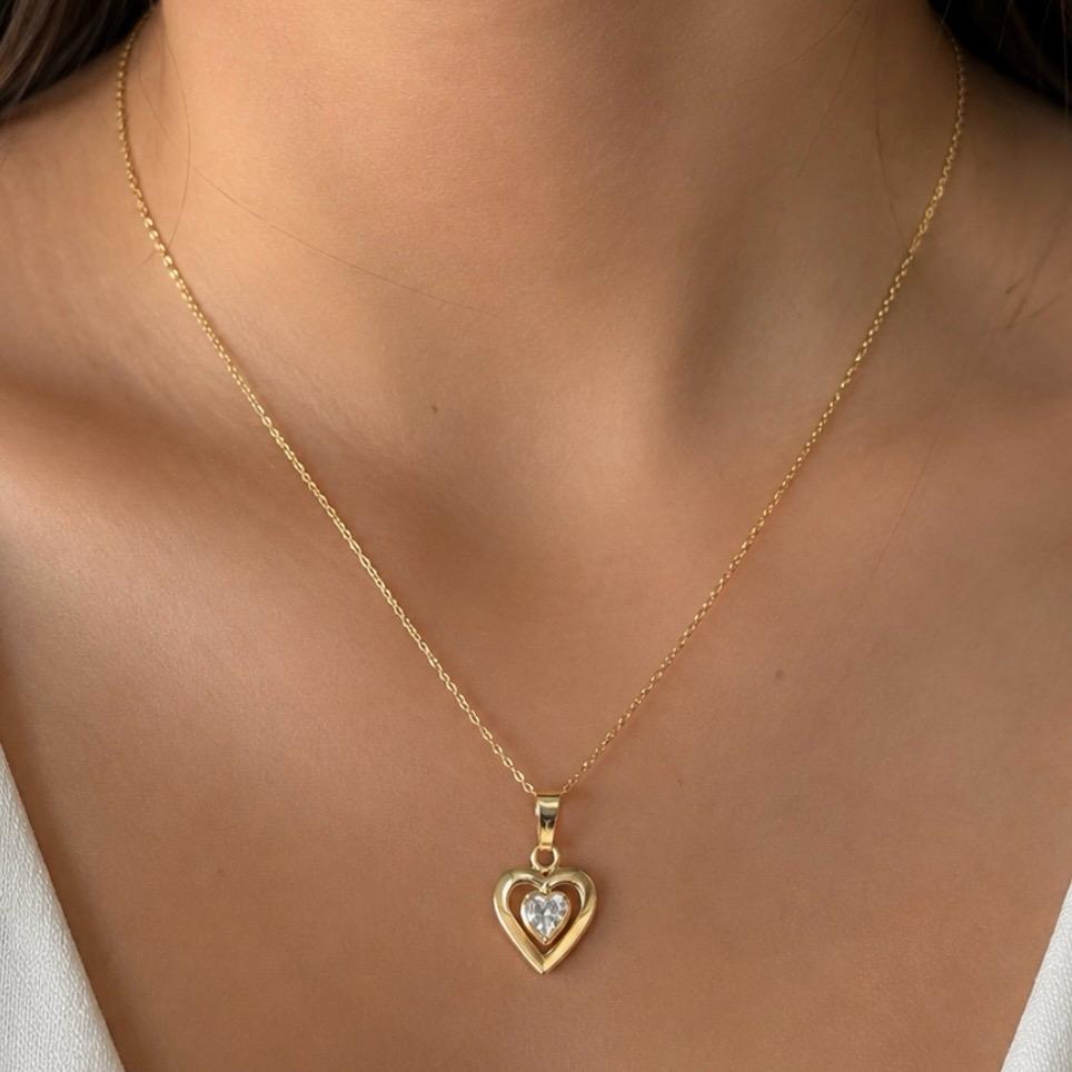 CONJUNTO CORAZÓN EN ORO 18K CON CIRCÓN