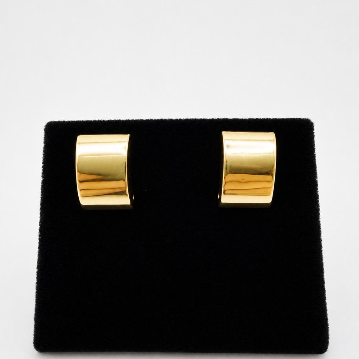 ARO TIPO BOTÓN CURVO EN ORO 18K